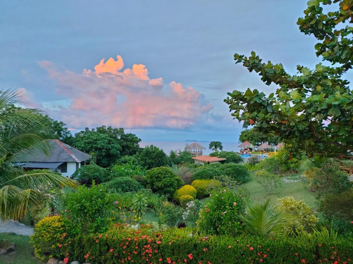 Grandview Cottages Resort Siaton Екстериор снимка